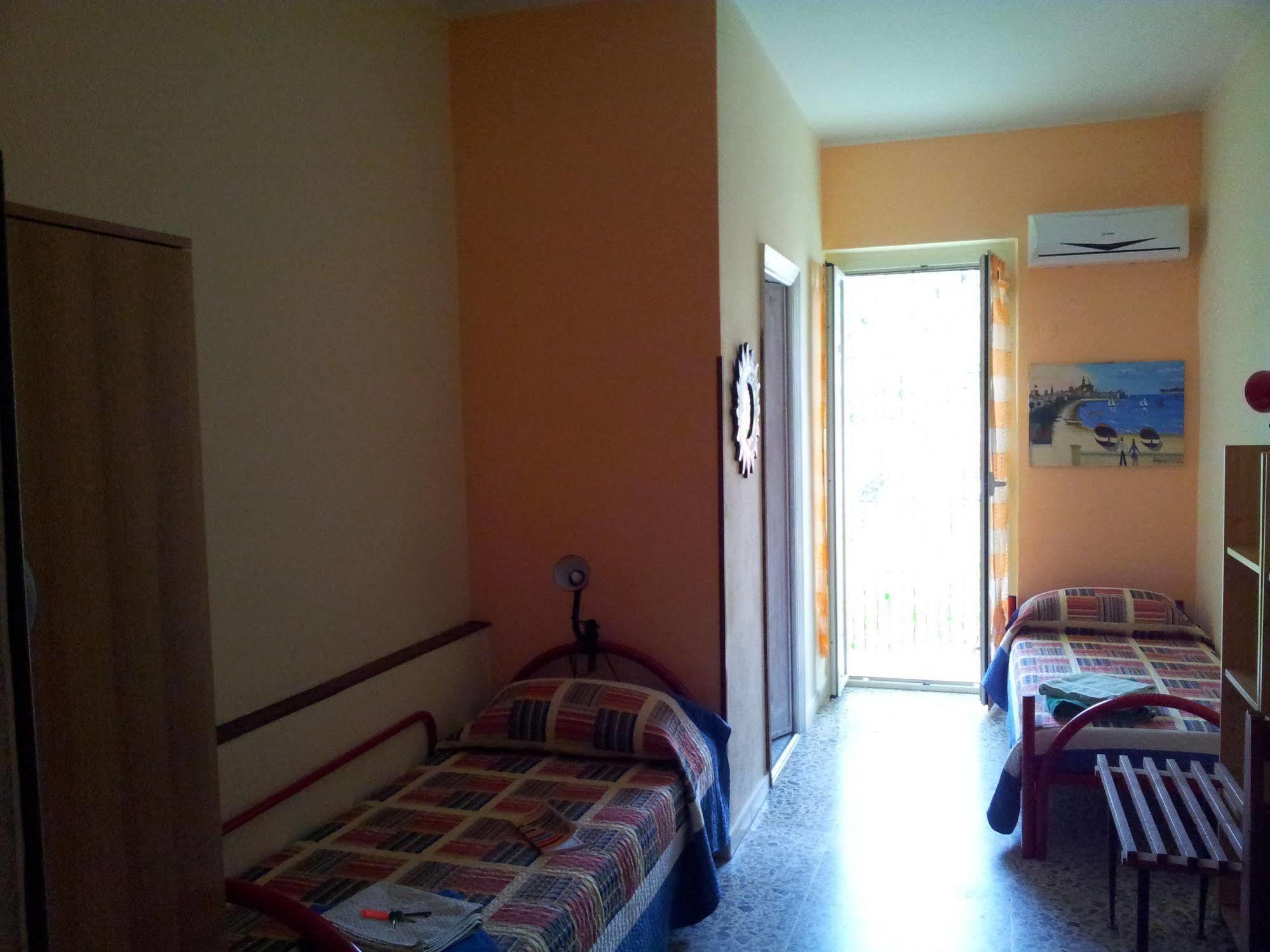 B&B Jamba Альгеро Экстерьер фото